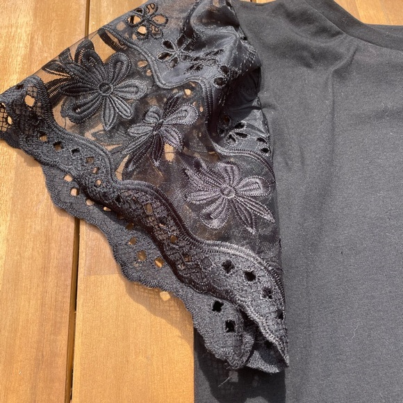 Black Beauty Top - Picture 4 of 5